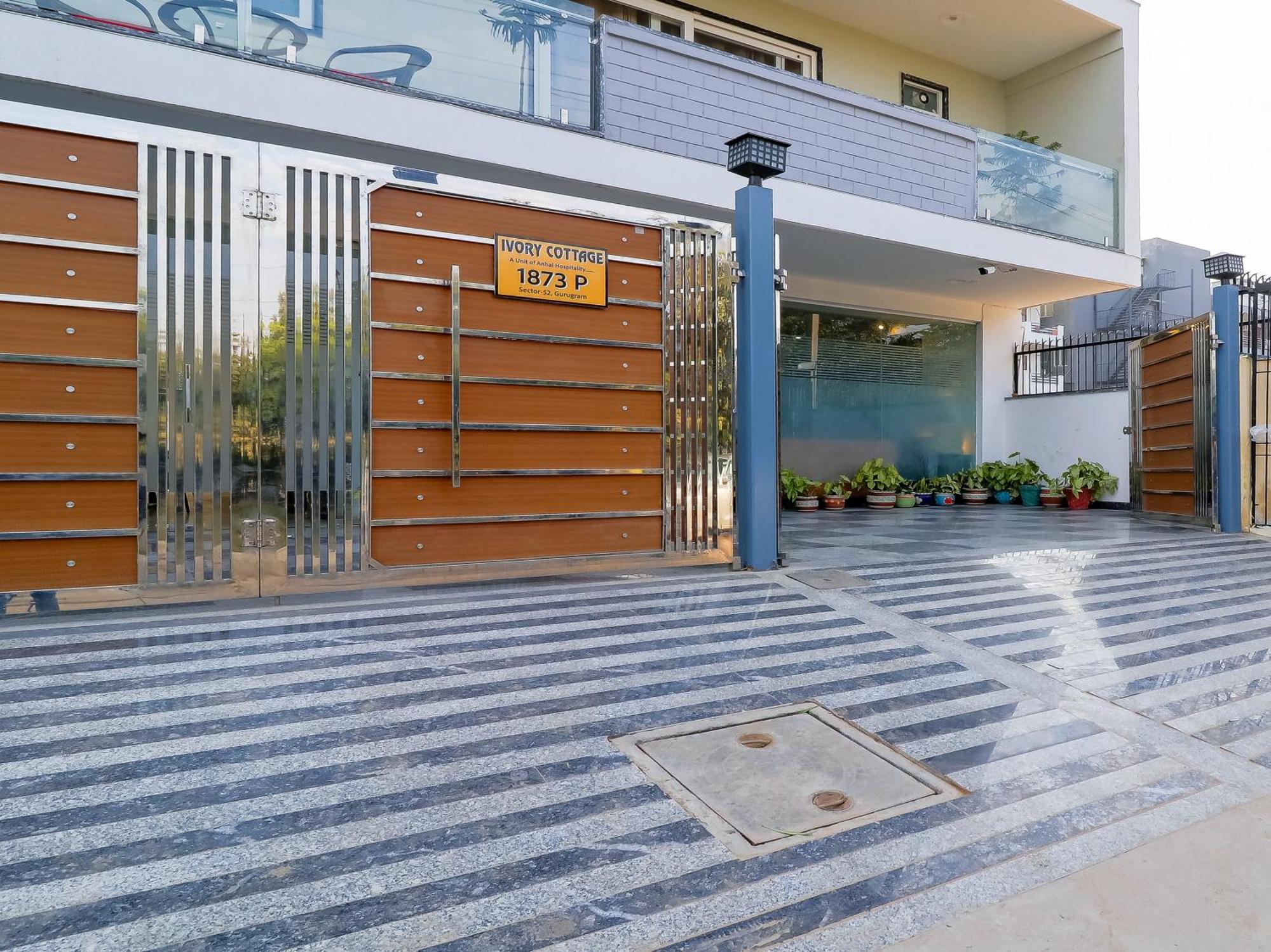 Treebo Rejoice 52 - 3Km From Huda City Metro Station Badshahpur Exterior foto